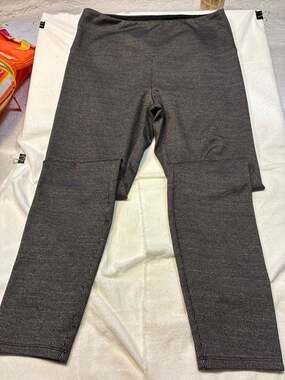 Lyssé New York Pinstripe High Waist Leggings Size Large